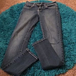 Juniors Skinnies w/ Back Zippers
